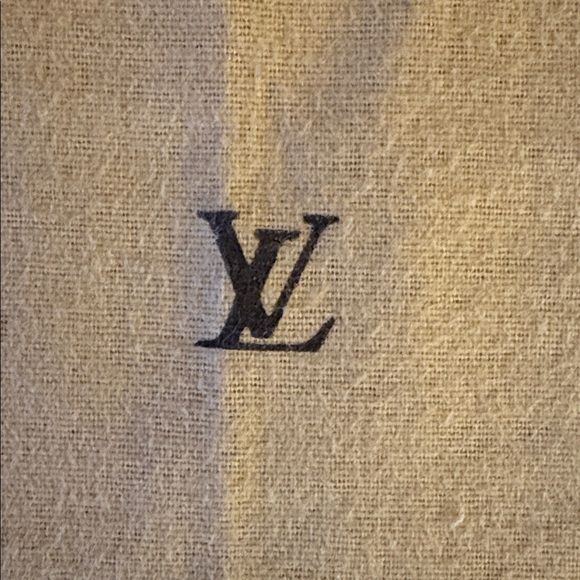Louis Vuitton Authentic Tan Envelope Style Storage Dust Bag - Picture 3 of 9